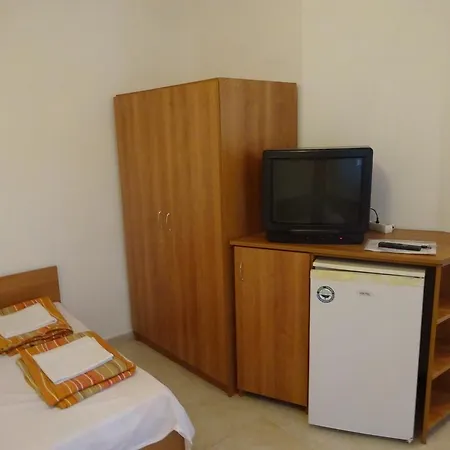 Hris بيت ضيافة