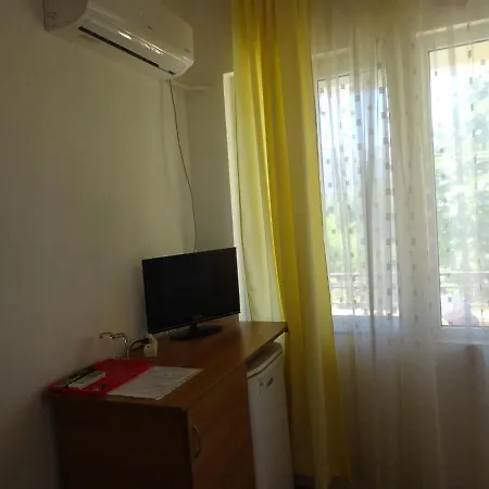 Hris 3* Cernomoreț