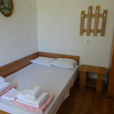 Pensiune Hris Cernomoreț