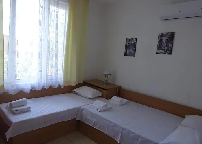 Hris 切尔诺莫雷茨