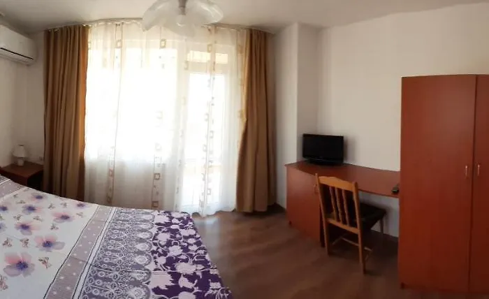 Hris 切尔诺莫雷茨