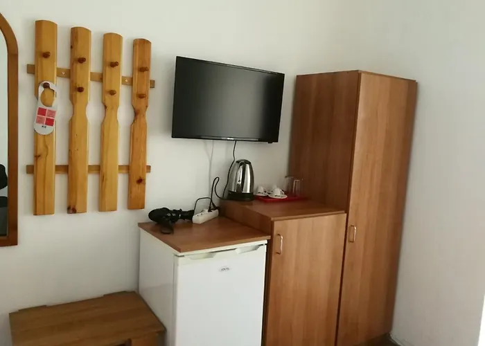 Hris 招待所 切尔诺莫雷茨