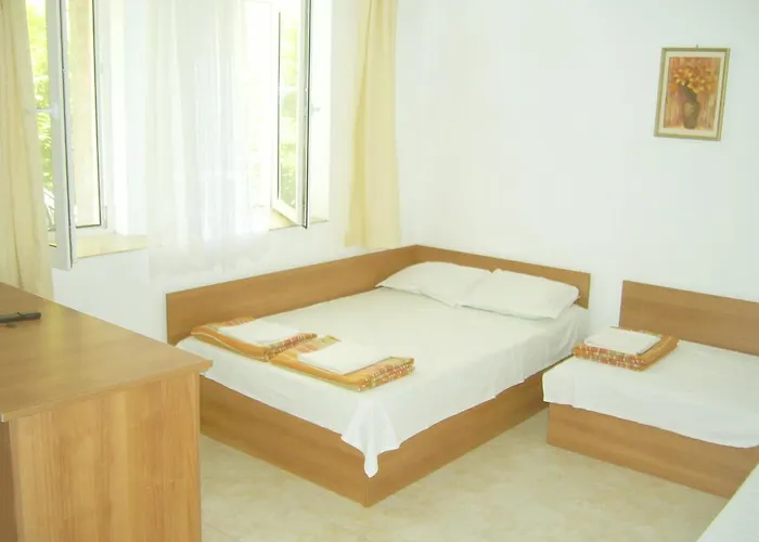 Hris 切尔诺莫雷茨